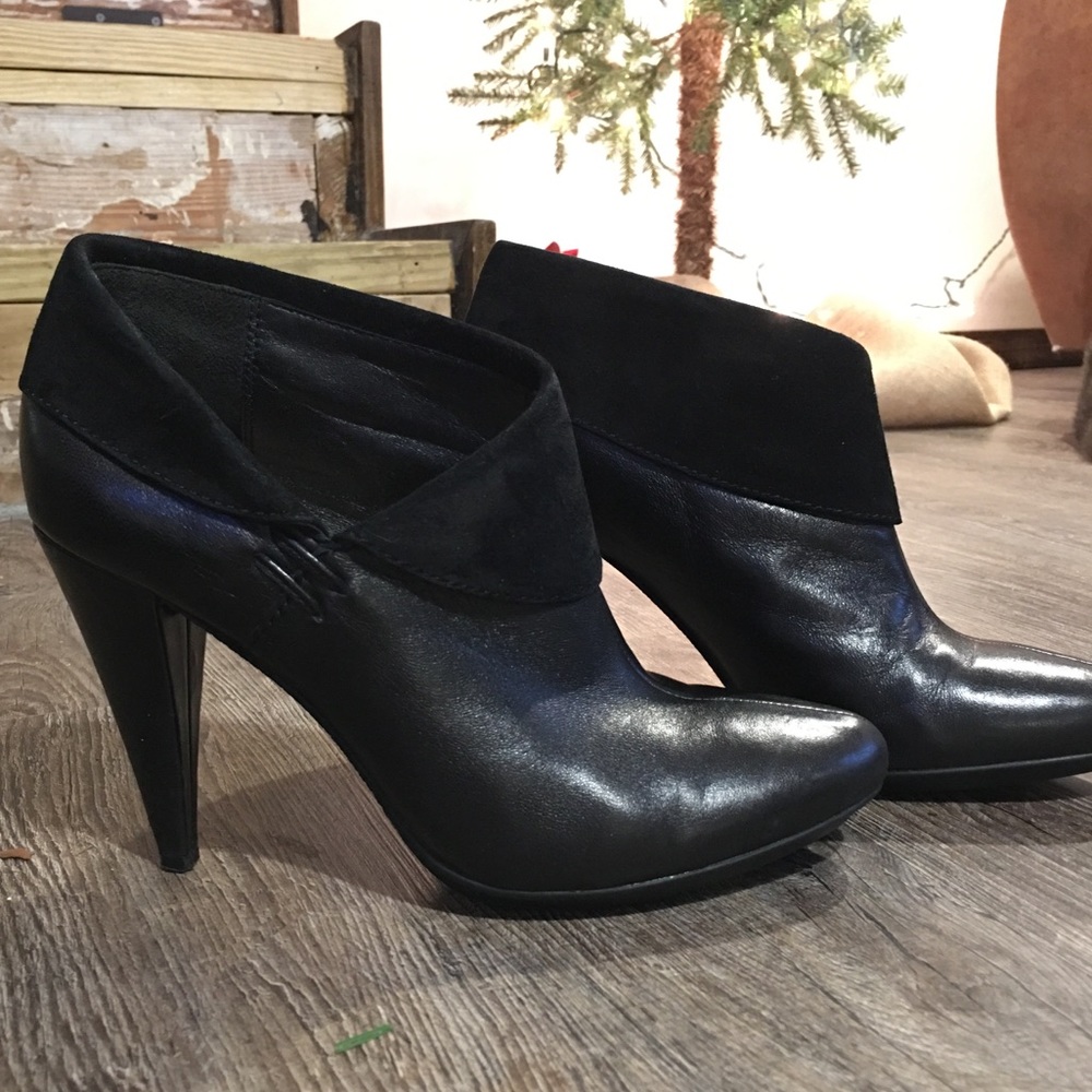 Coach Annika Black Heels